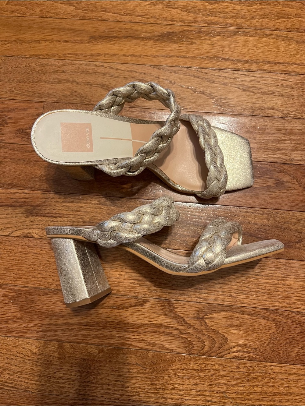 Dolce Vita sz8.5. Braided Strap Metallic Block Heel Sandals - Gold
